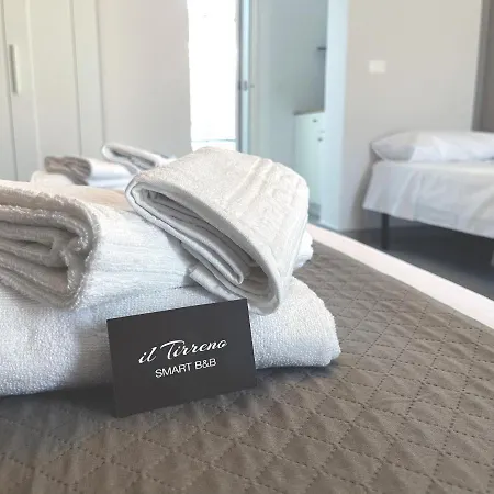 Il Tirreno לינה וארוחת בוקר Cipollina