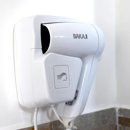 Il Tirreno לינה וארוחת בוקר Cipollina