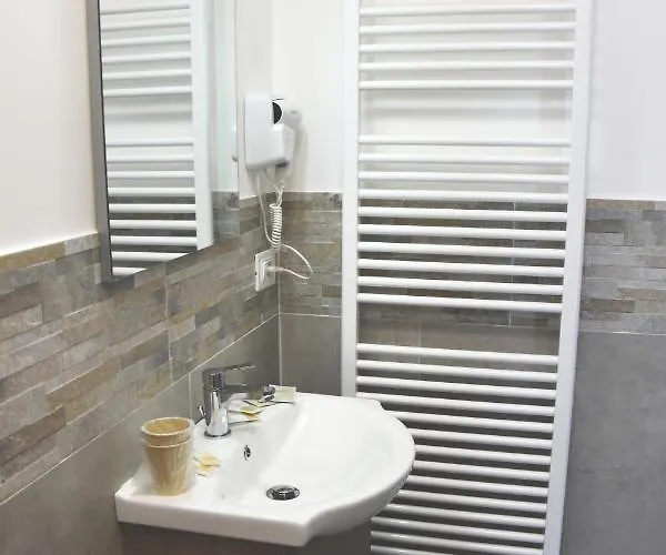 Il Tirreno Frühstückspension