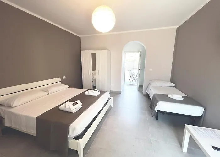 Il Tirreno Frühstückspension Cipollina